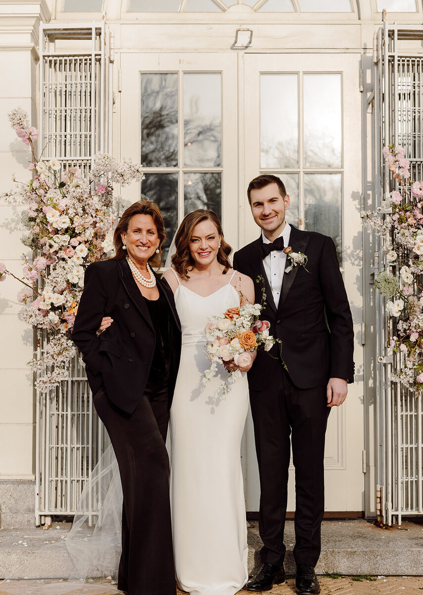 emily-stefan-lisa-traina-wedding-officiant